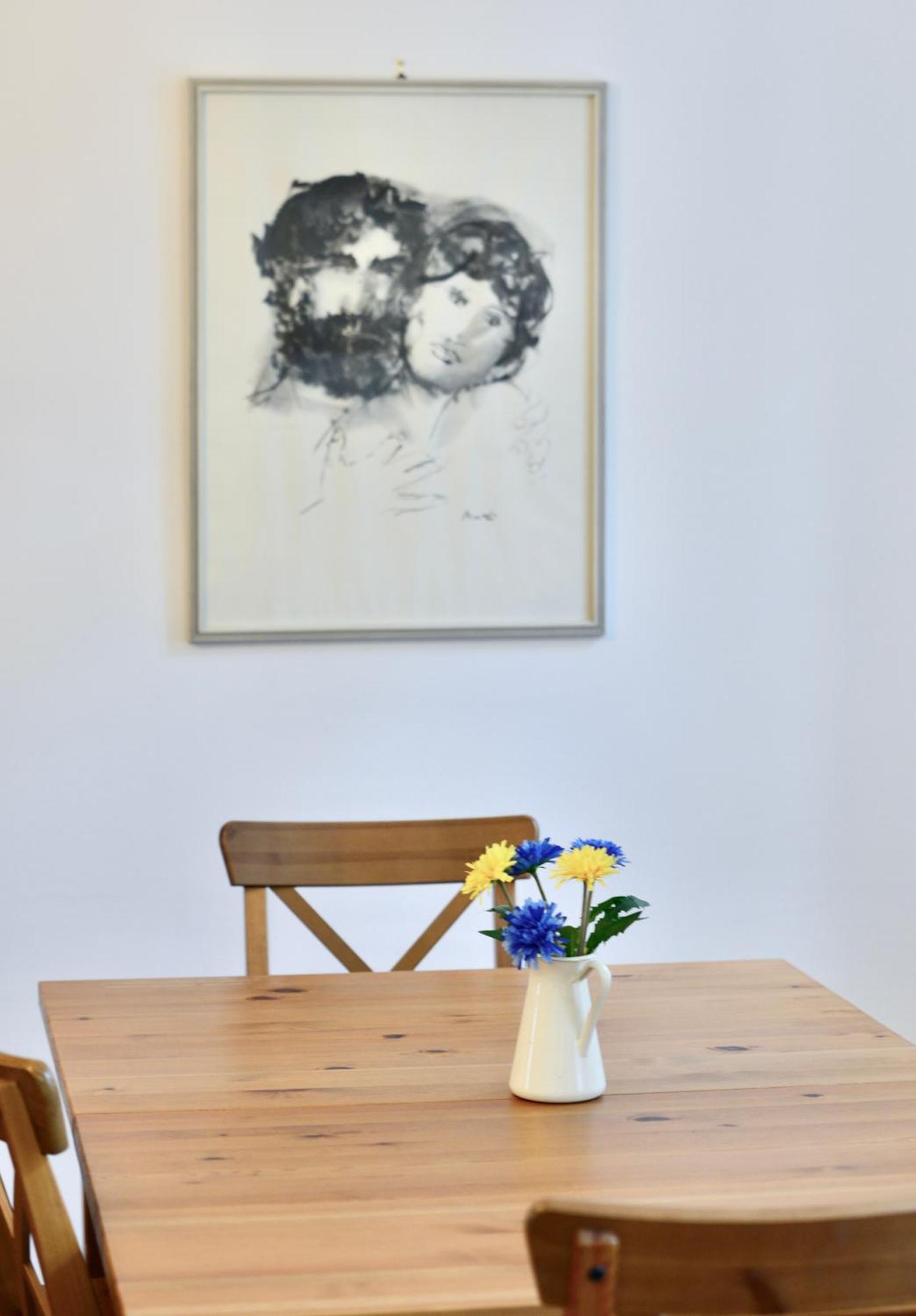 & Charming Viennese Flat