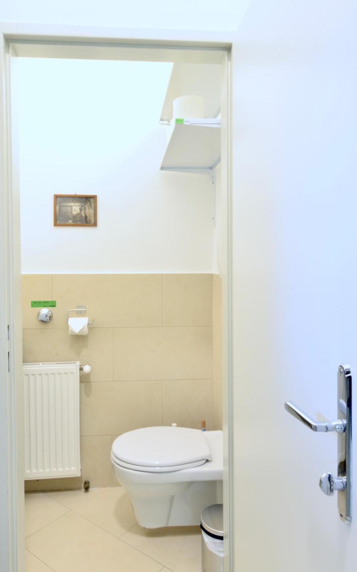 & Charming Viennese Flat