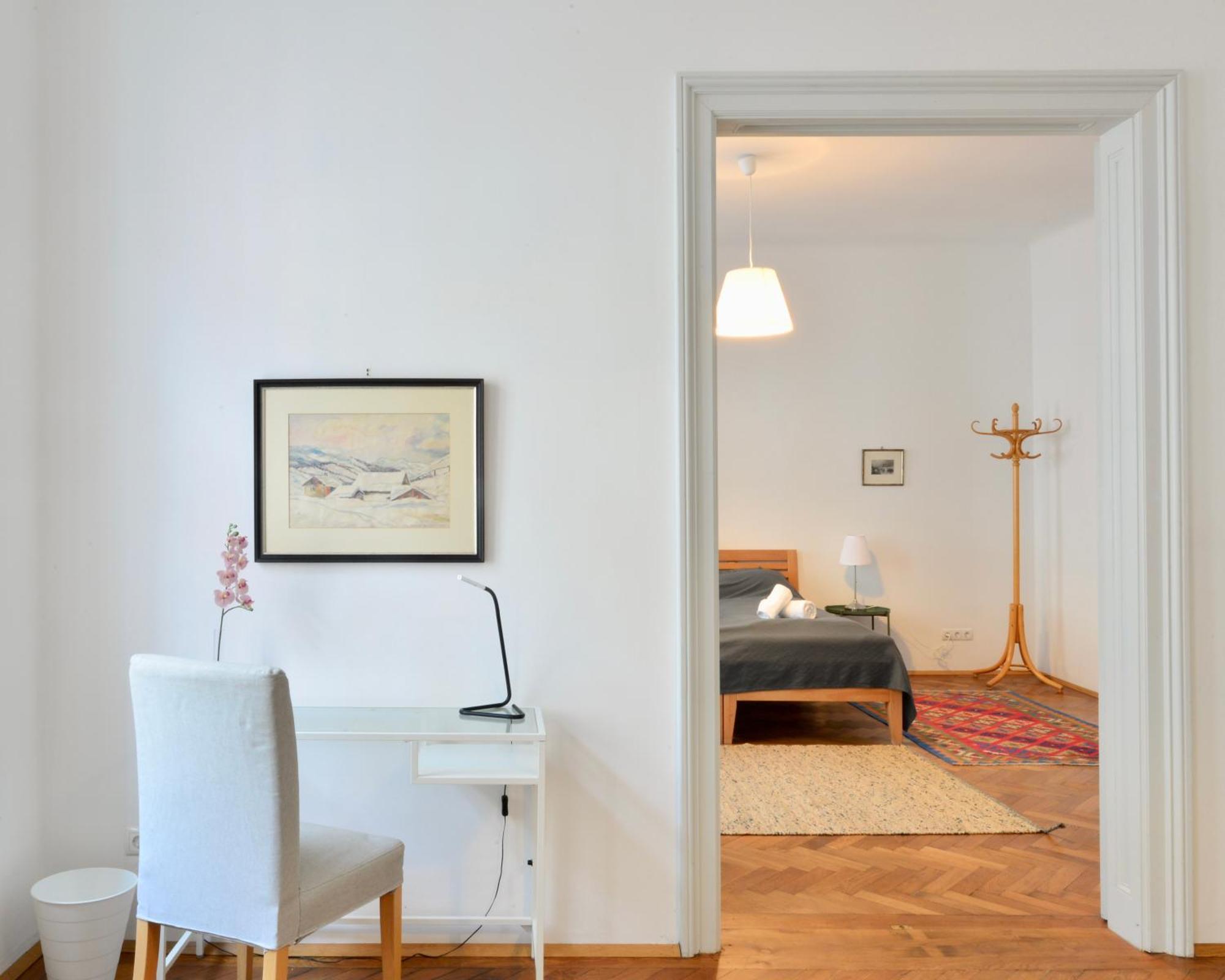Apartment & Charming Viennese Flat